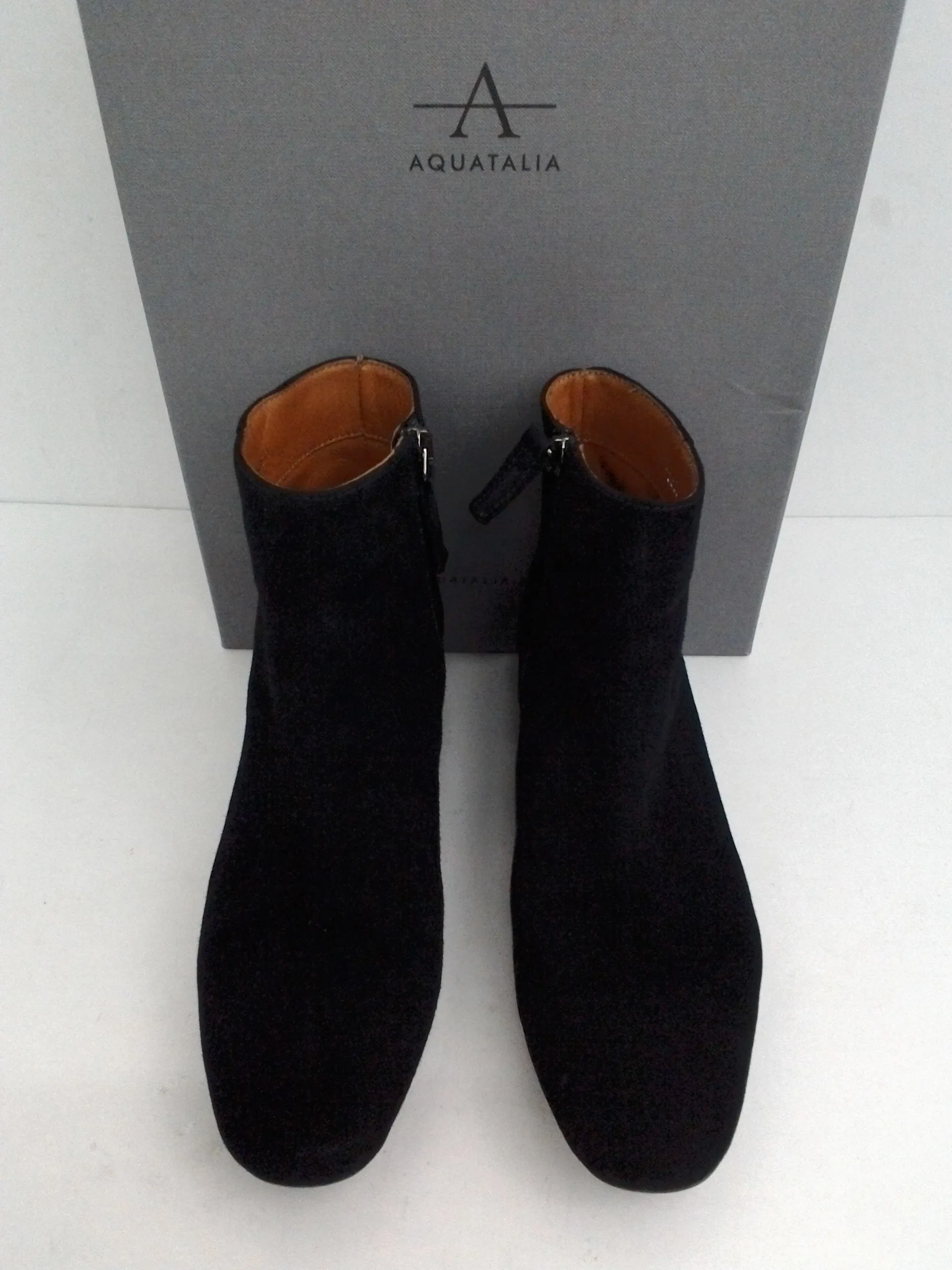 Aquatalia Women's Ulyssaa Black Suede Booties Size 7 M