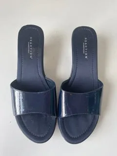 Reaction Kenneth Cole Slides Size 7.5